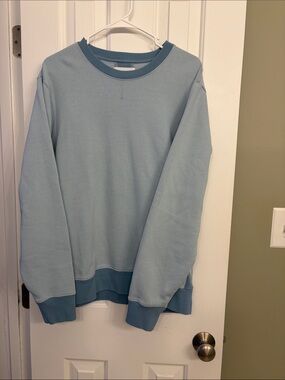 Men's Light Blue Crewneck Sweatshirt with Contrast Trim